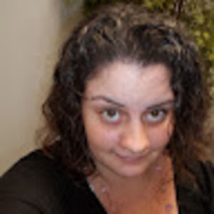 Meet your Posher, Alizabeth